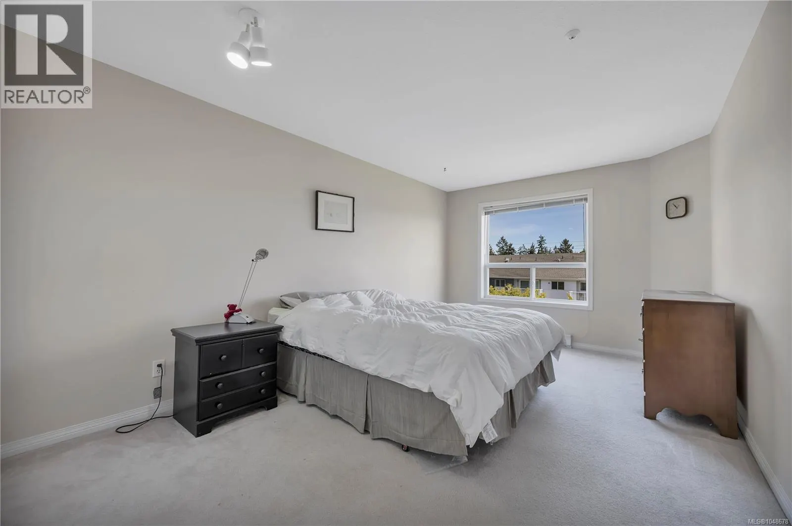 302 1631 Dufferin Cres