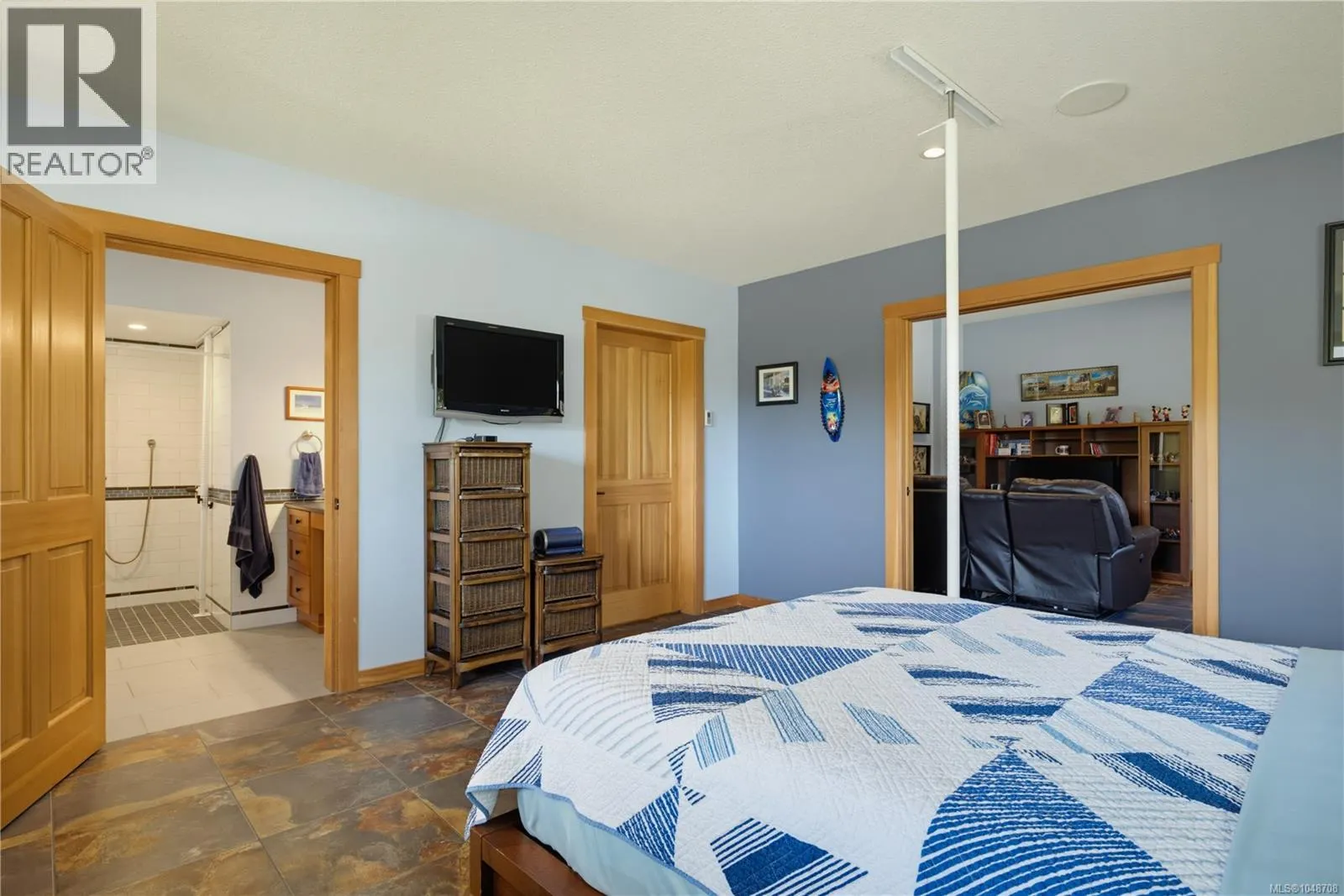 543 Stonewater Dr
