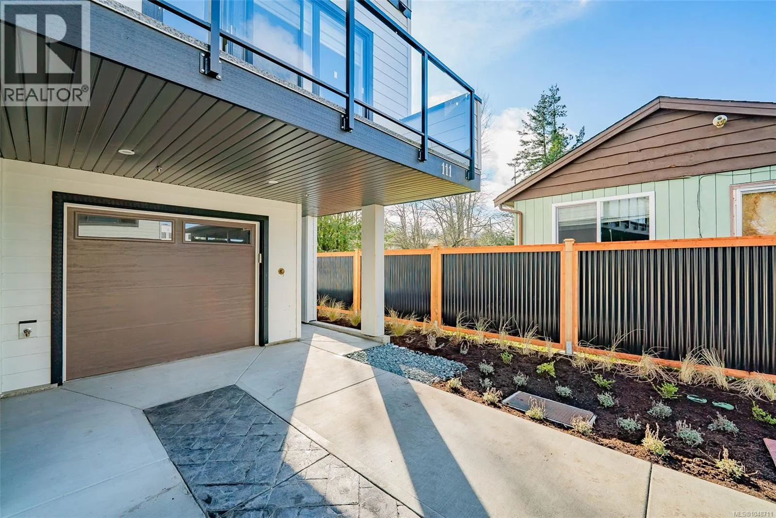 107 1615 Northfield Rd
