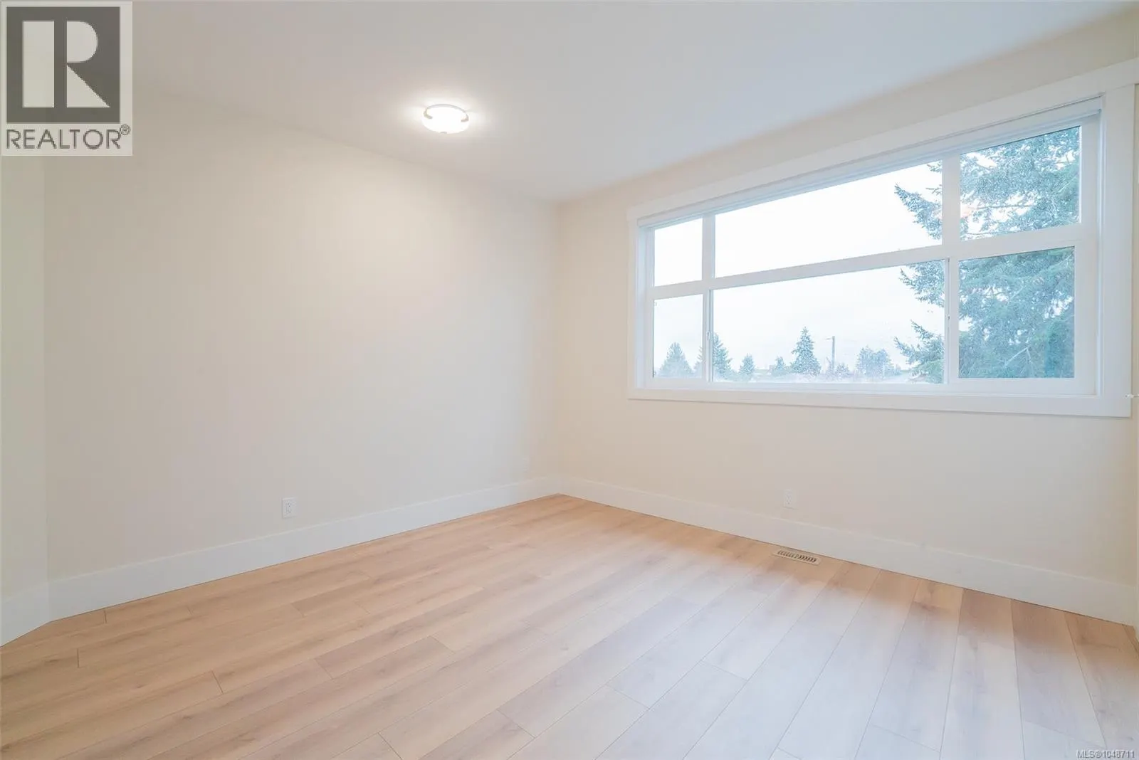 107 1615 Northfield Rd