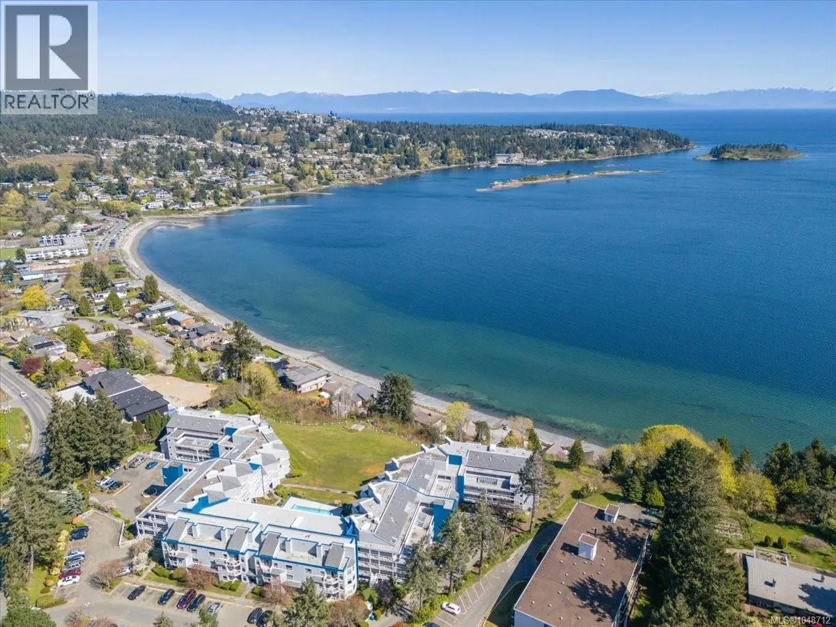 108 2562 Departure Bay Rd