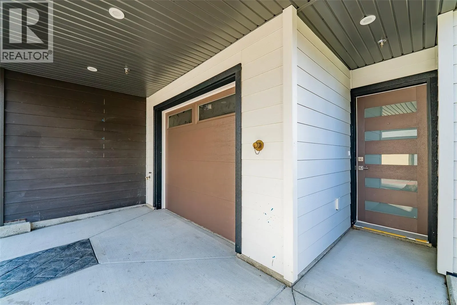 108 1615 Northfield Rd