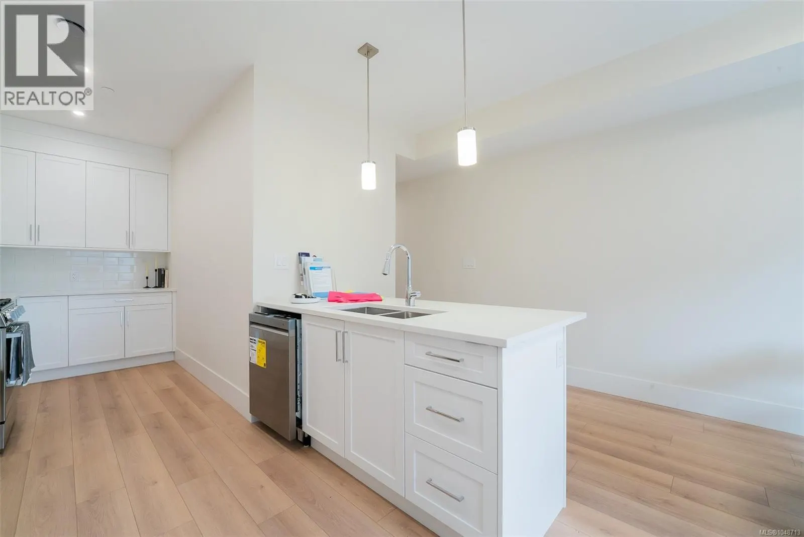 108 1615 Northfield Rd