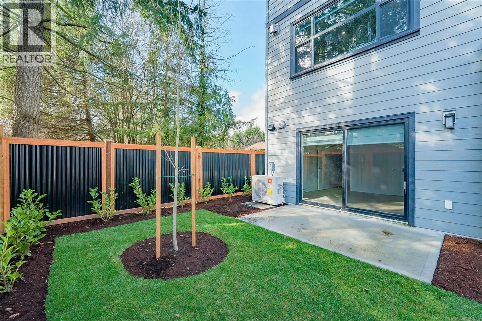 111 1615 Northfield Rd