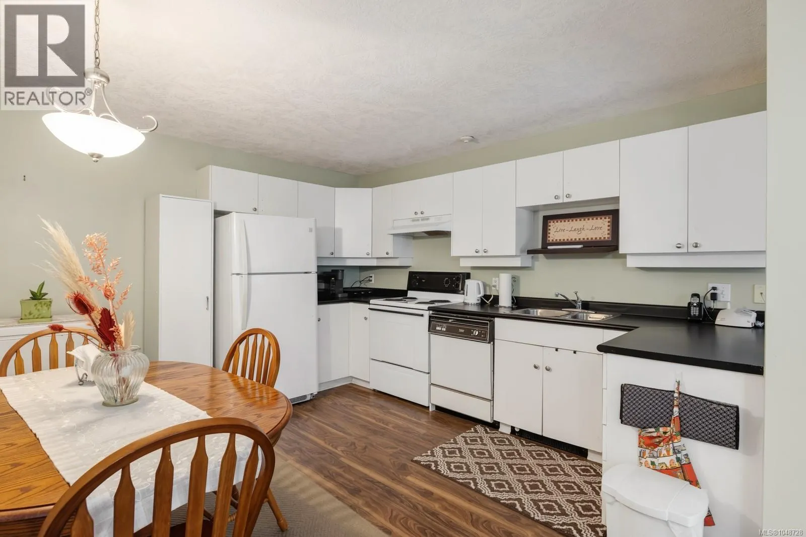 2267 Regina Dr