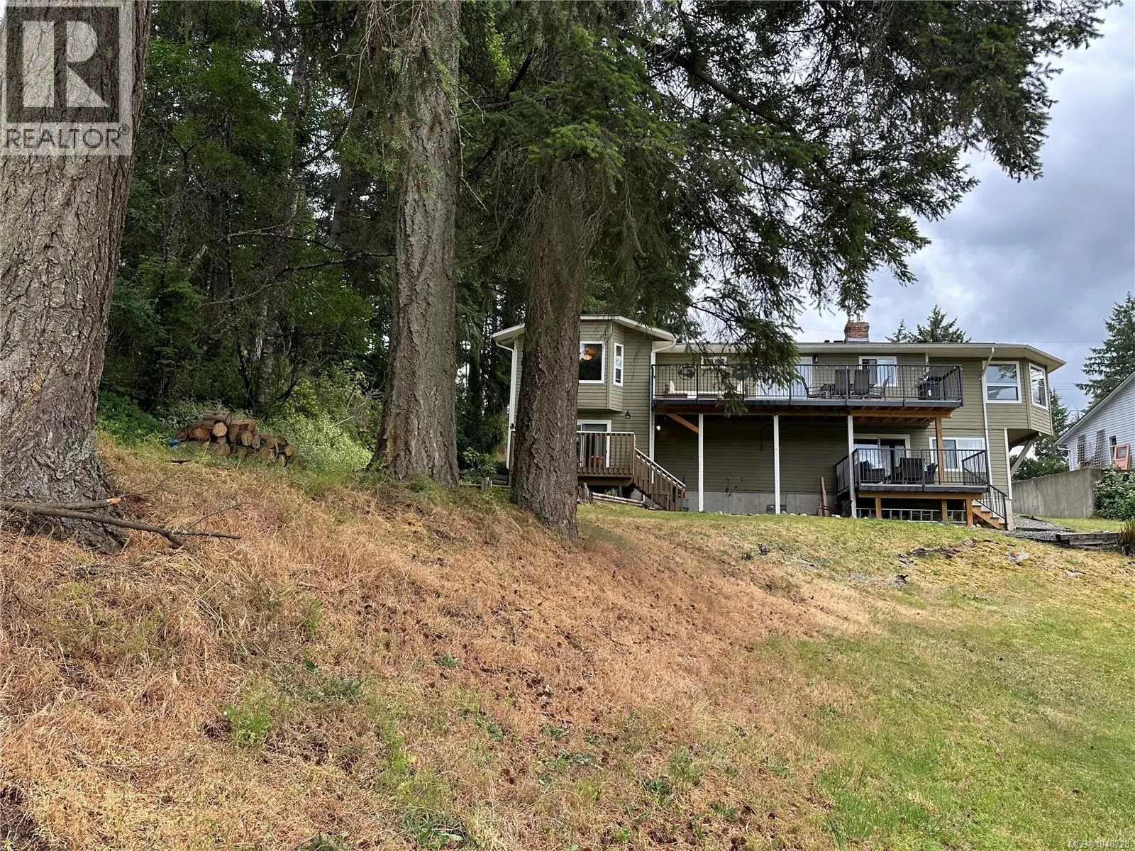 2267 Regina Dr