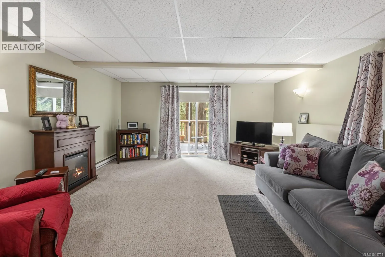 2267 Regina Dr
