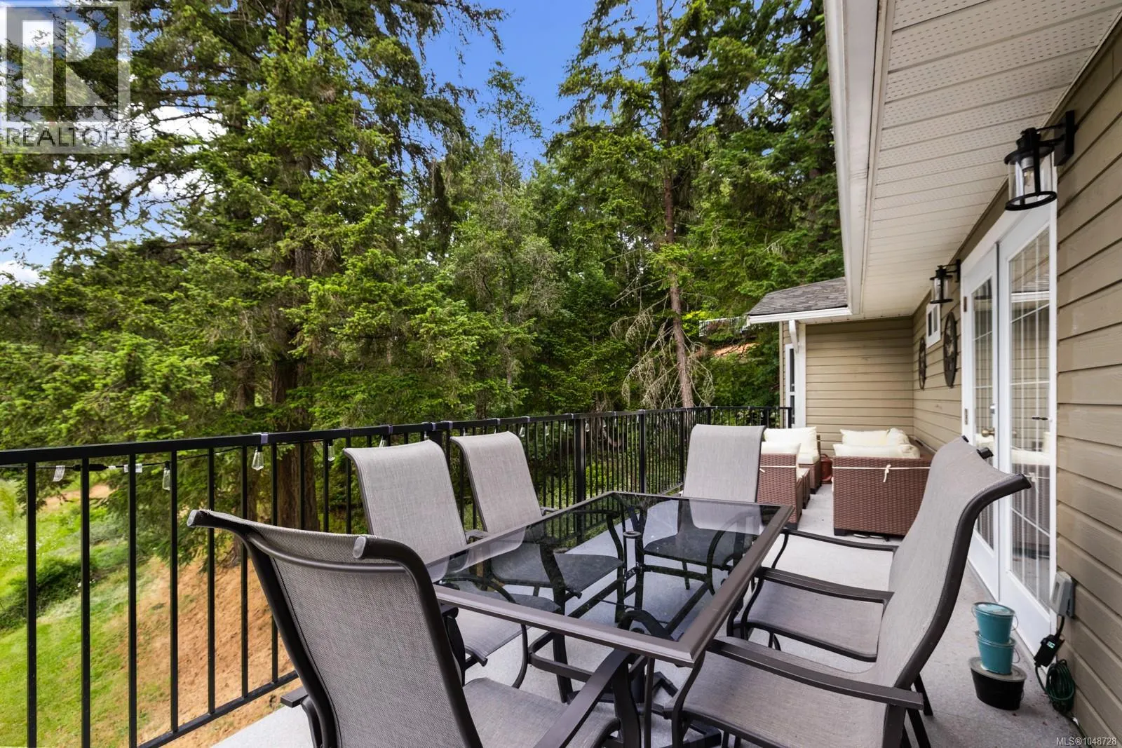 2267 Regina Dr