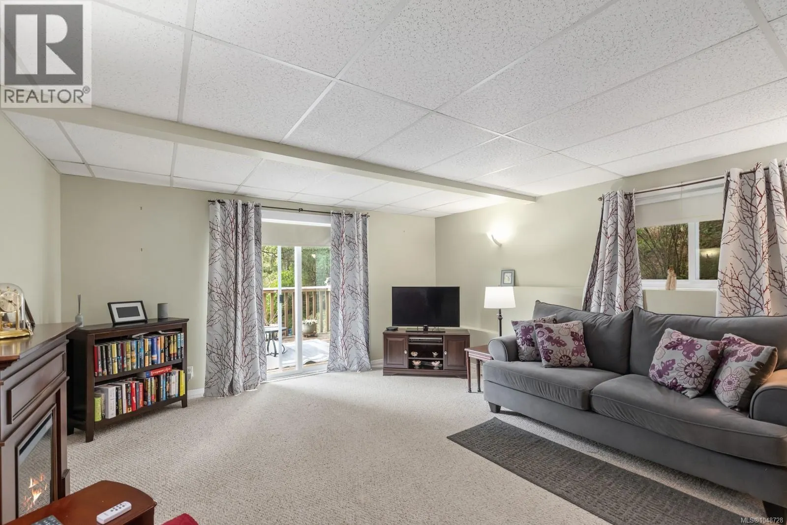2267 Regina Dr