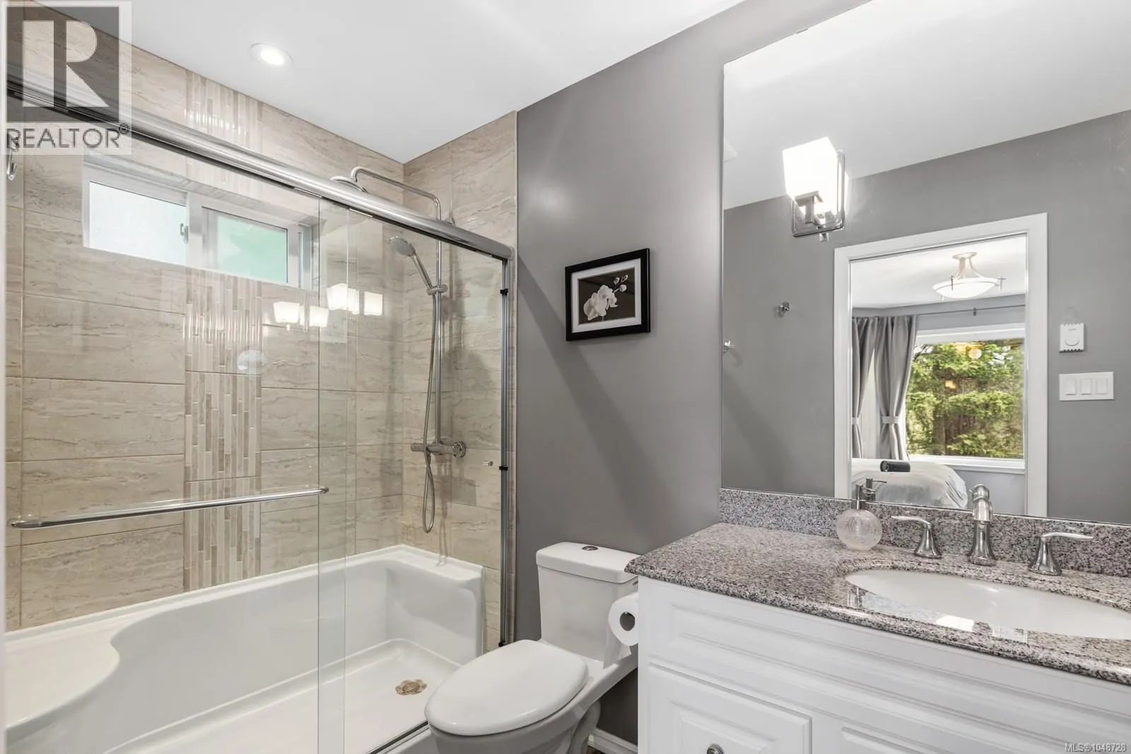 2267 Regina Dr