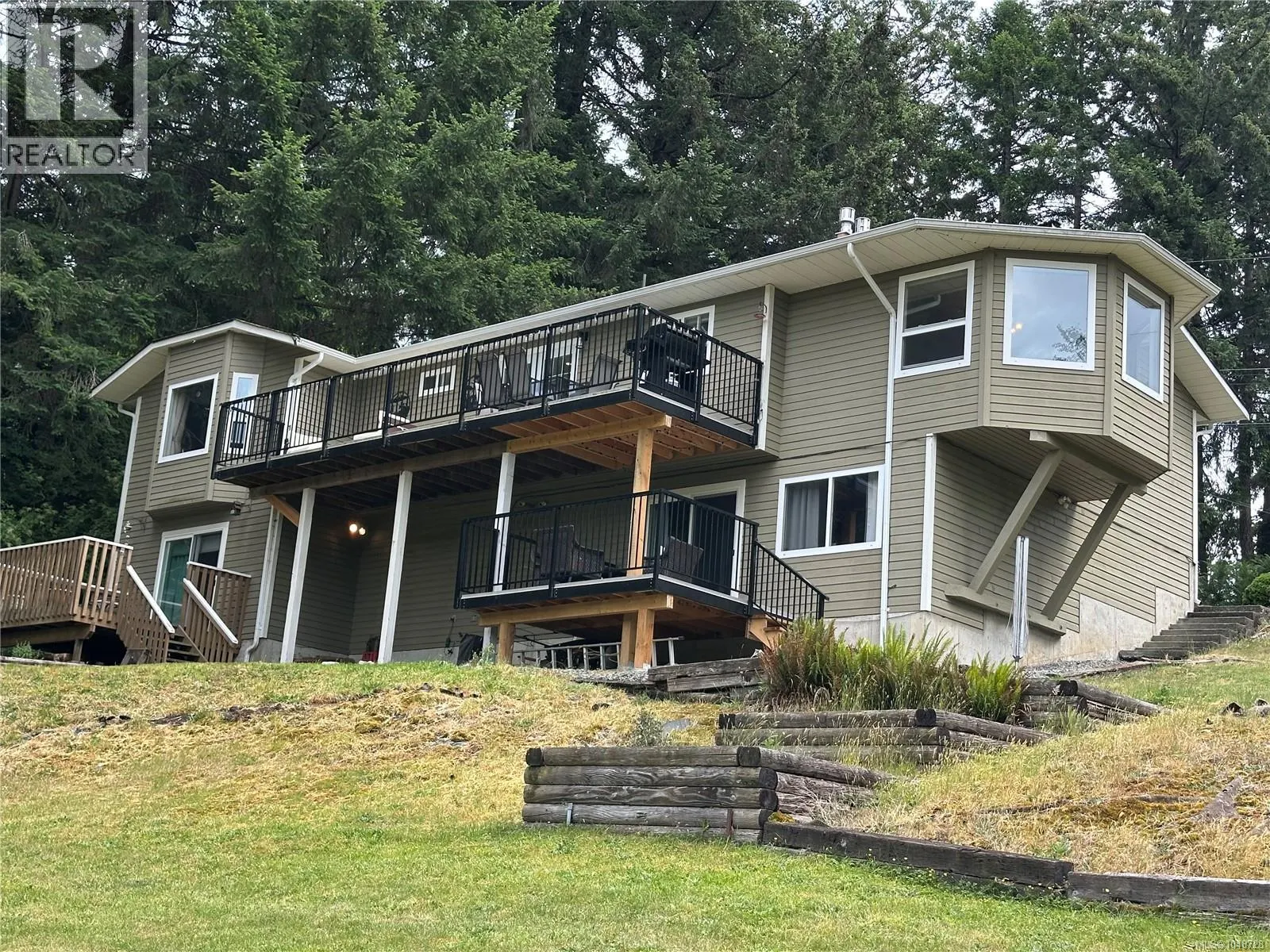2267 Regina Dr