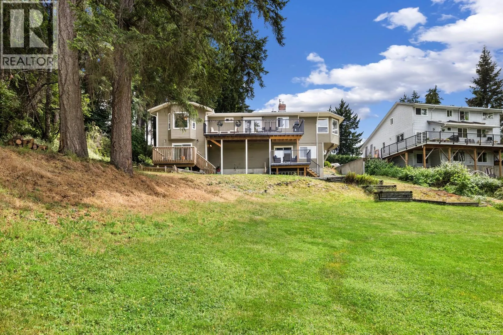 2267 Regina Dr