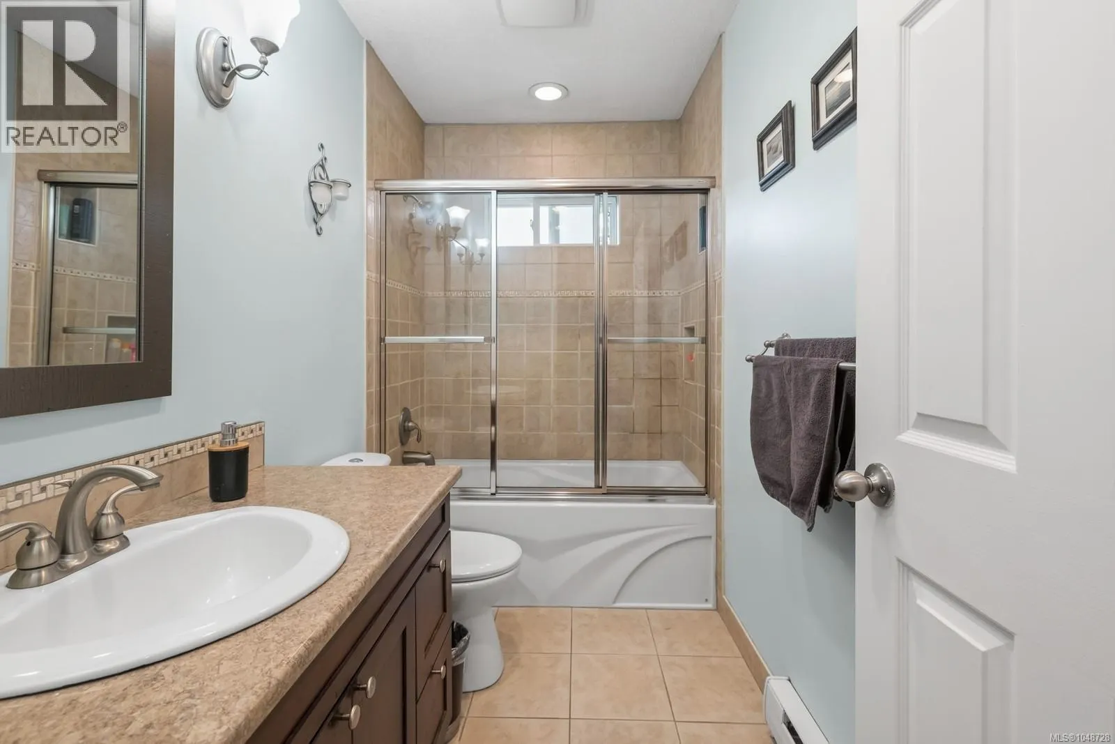 2267 Regina Dr