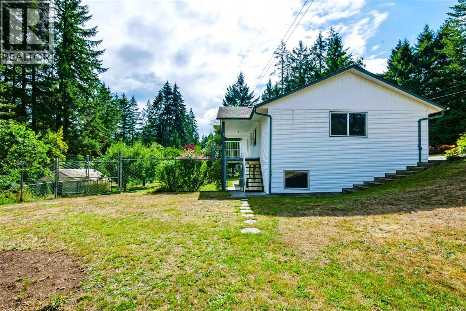 4269 Wellington Ave