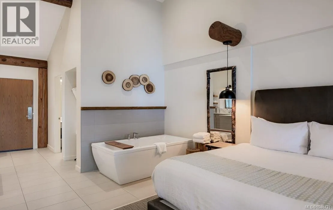 118 1155 Resort Dr