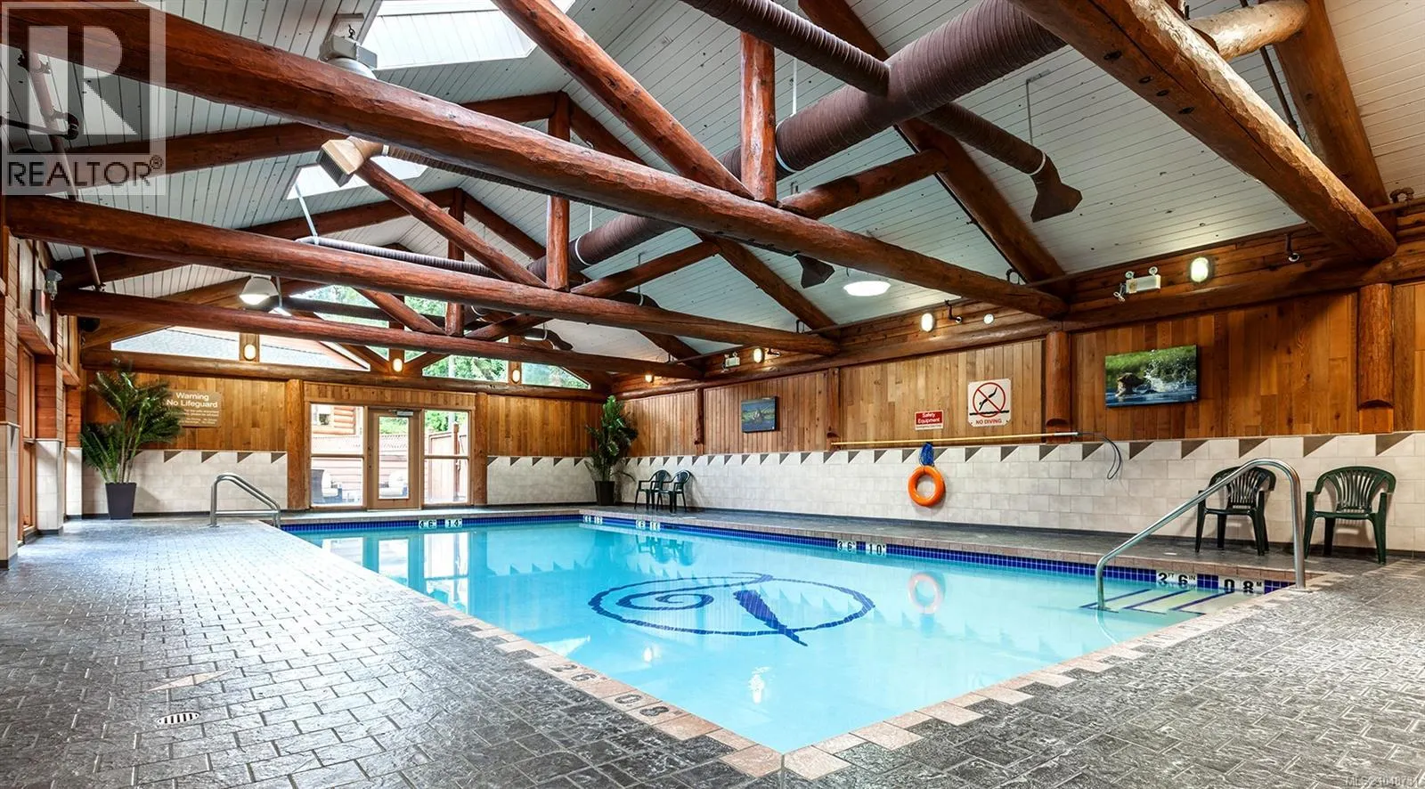118 1155 Resort Dr