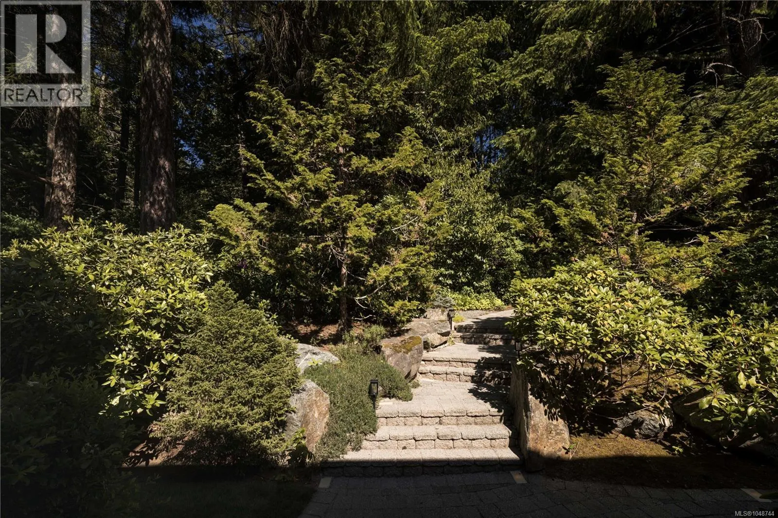 1188 Garden Gate Dr