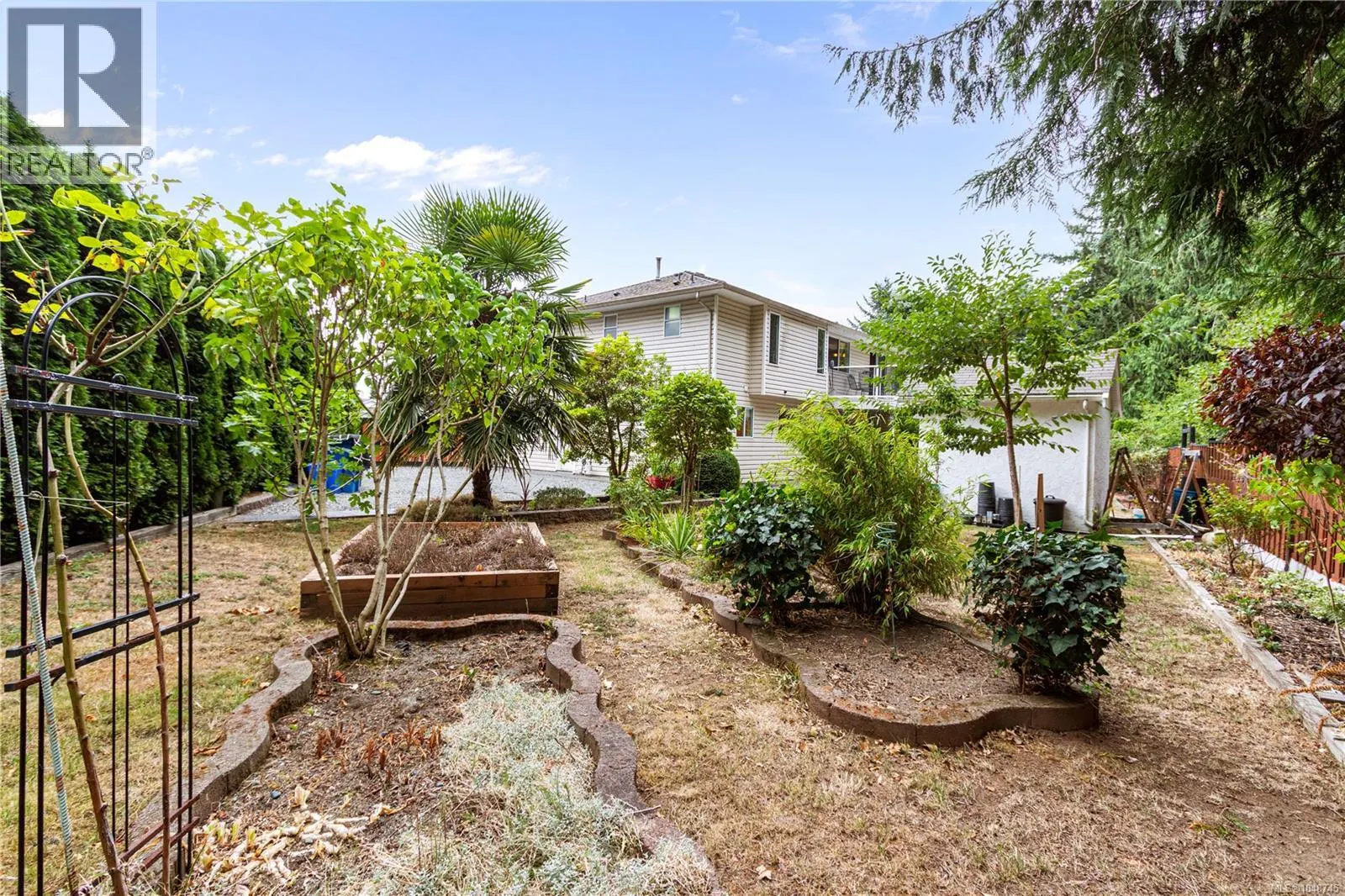 5143 Carol Pl