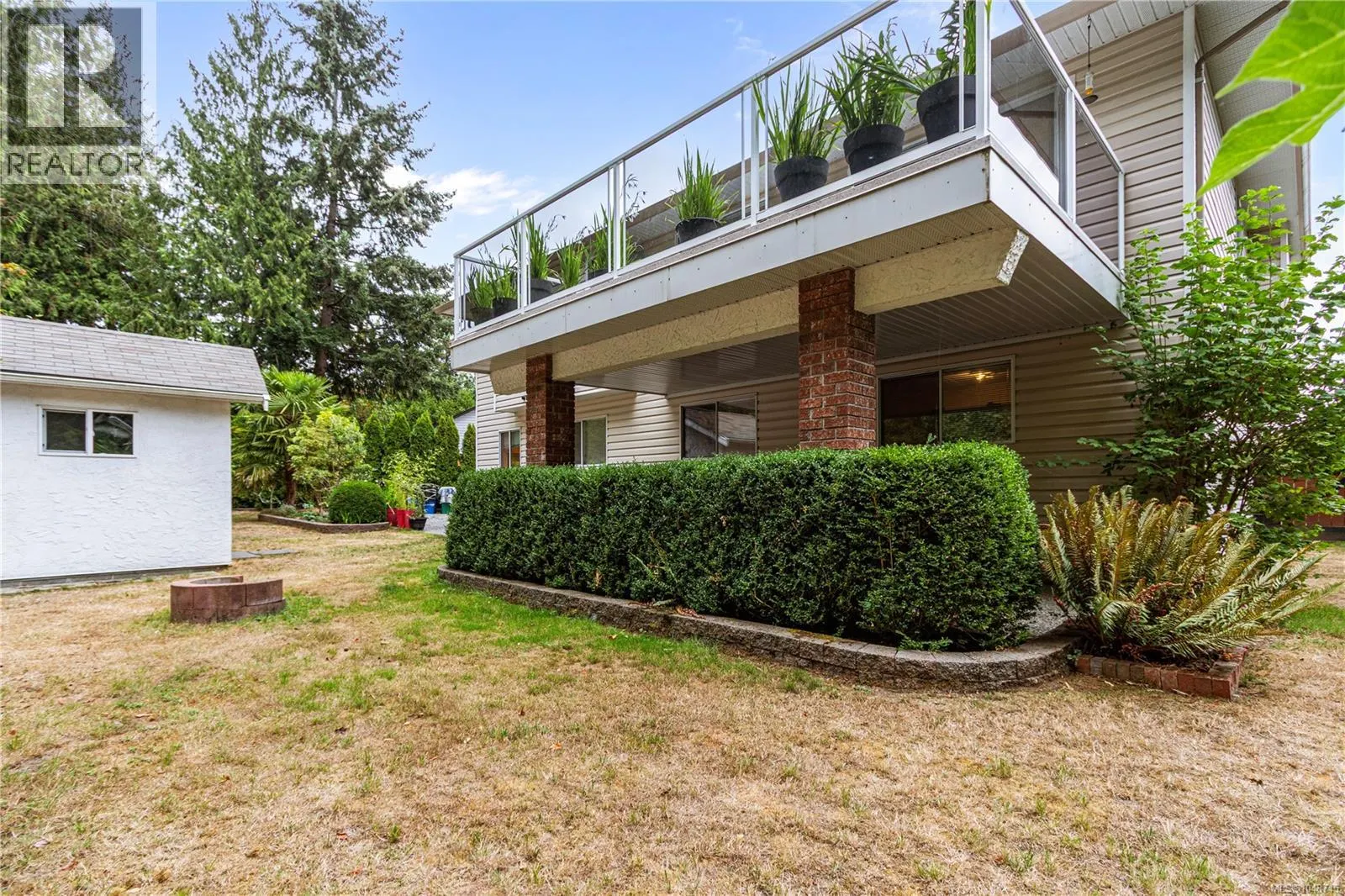 5143 Carol Pl