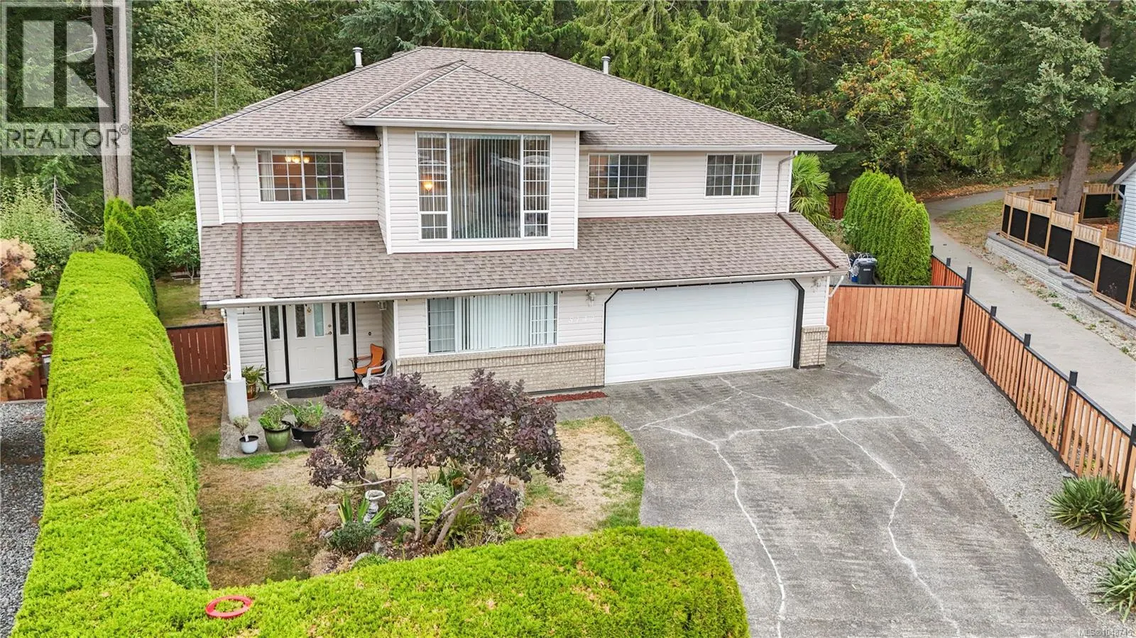 5143 Carol Pl