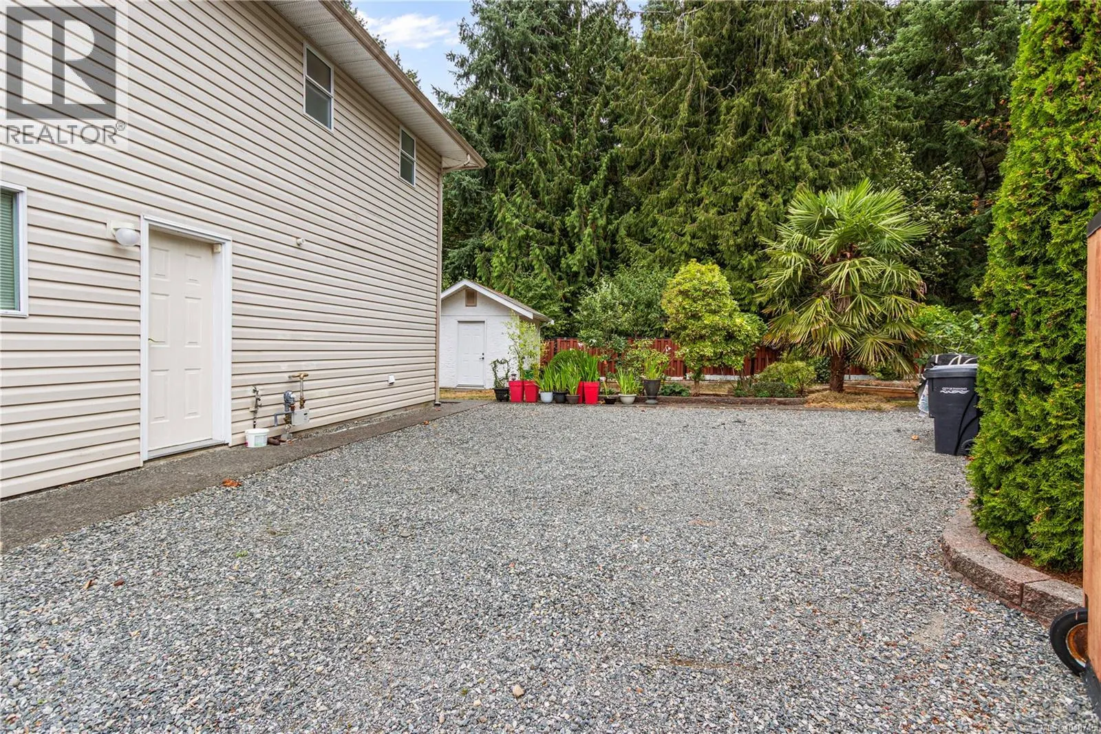 5143 Carol Pl