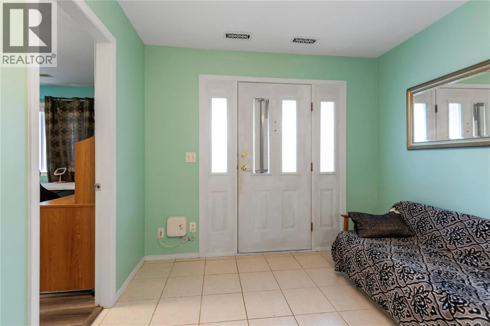 5143 Carol Pl