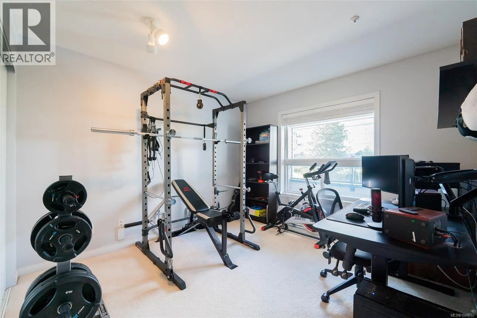 405 1631 Dufferin Cres
