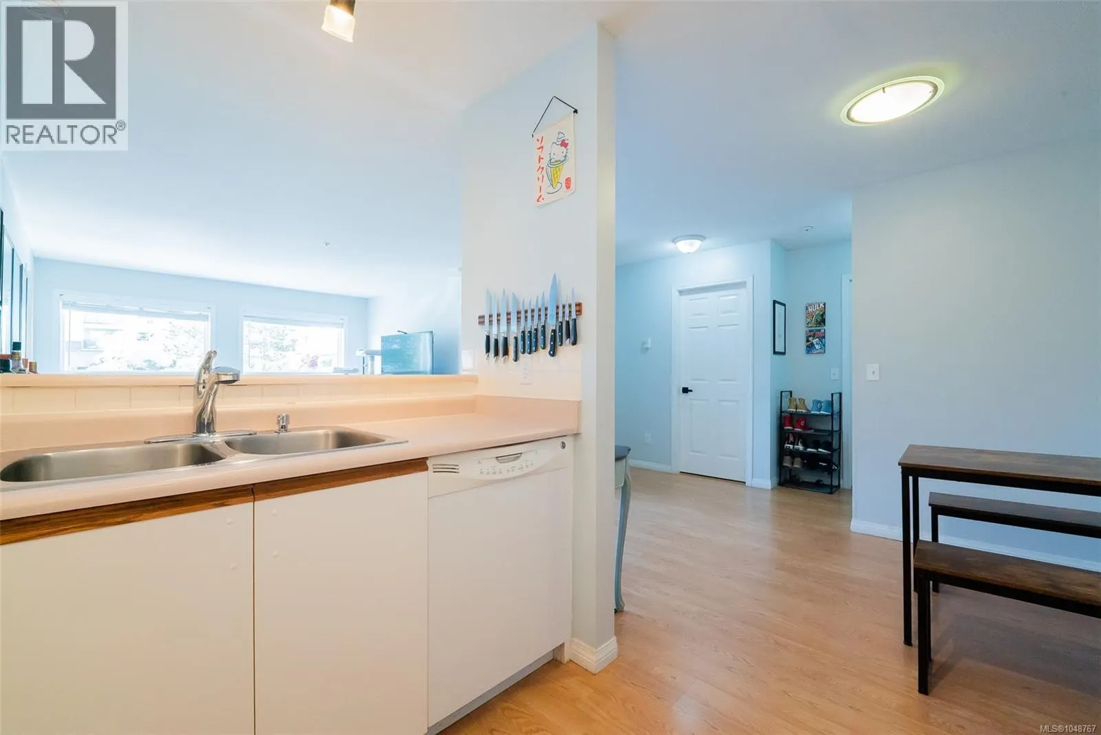 405 1631 Dufferin Cres