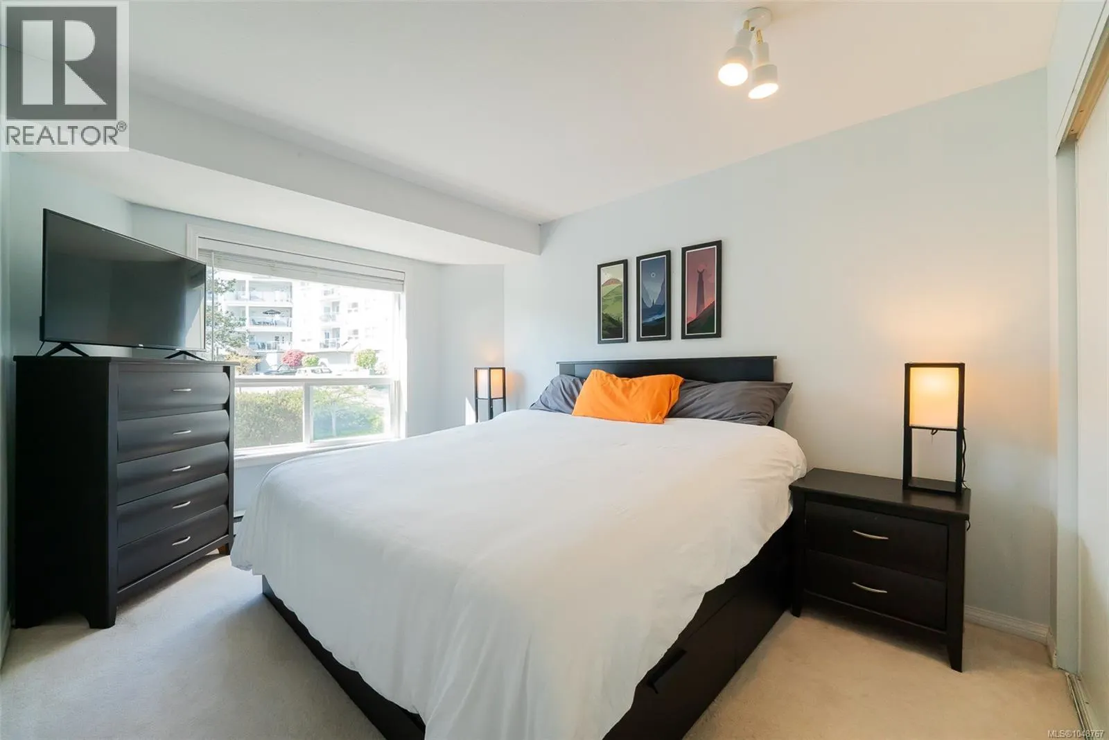 405 1631 Dufferin Cres