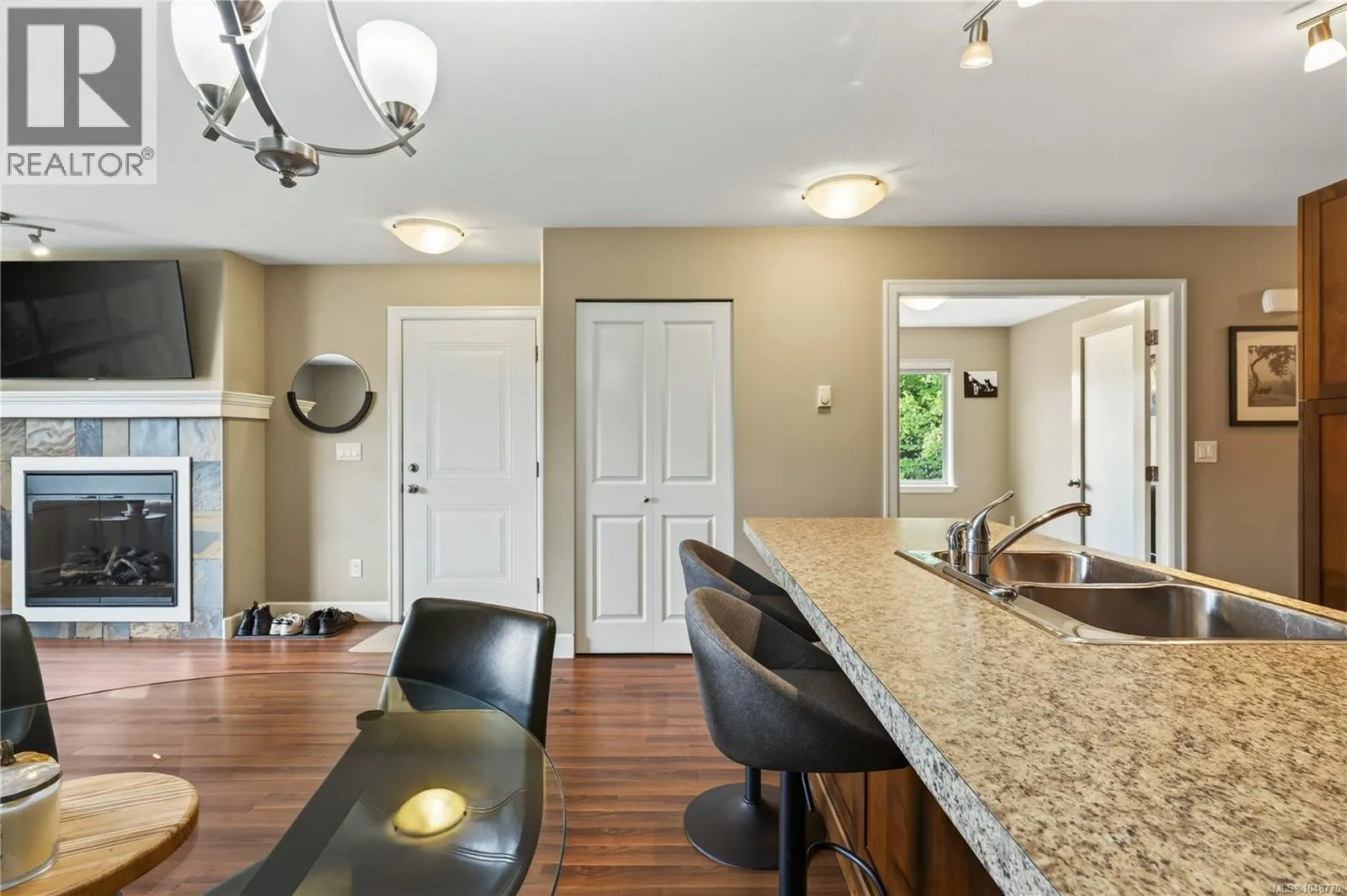 201 5965 Kaden Pl