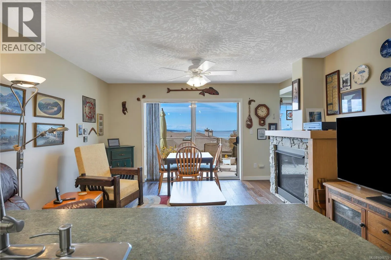 13 4991 Bella Vista Cres