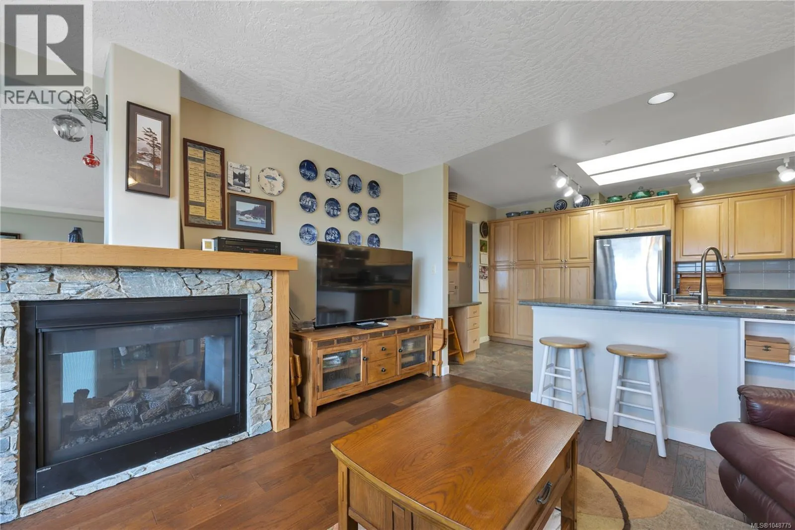 13 4991 Bella Vista Cres