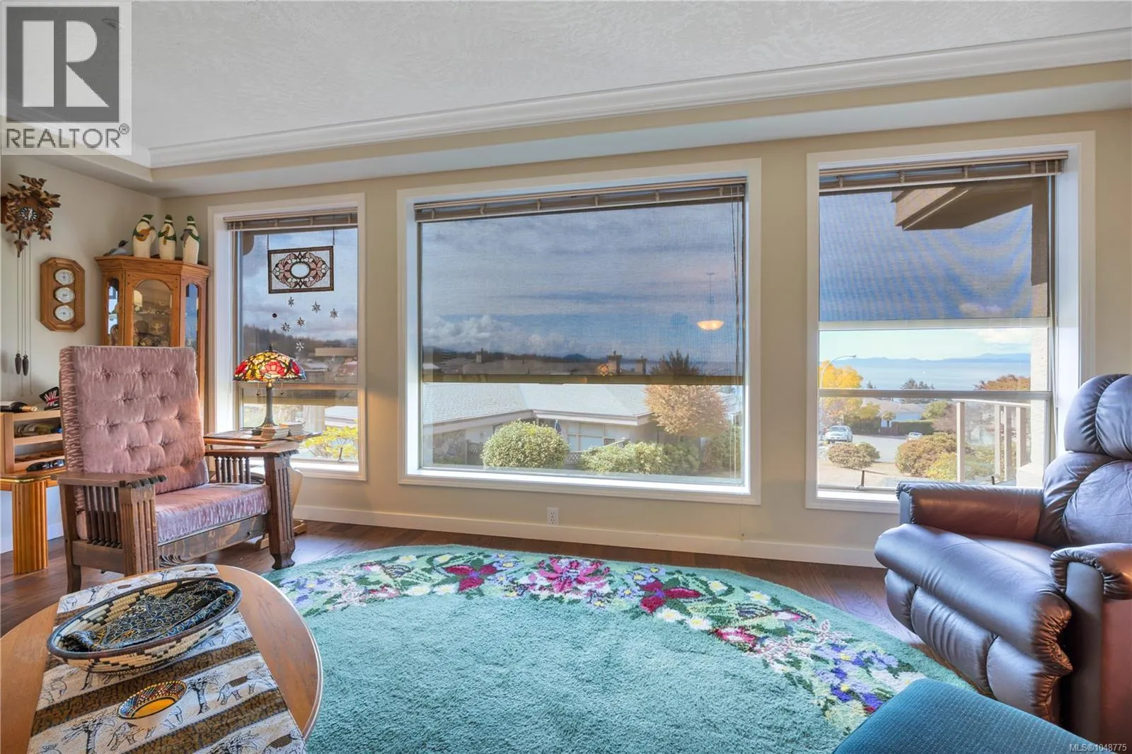13 4991 Bella Vista Cres