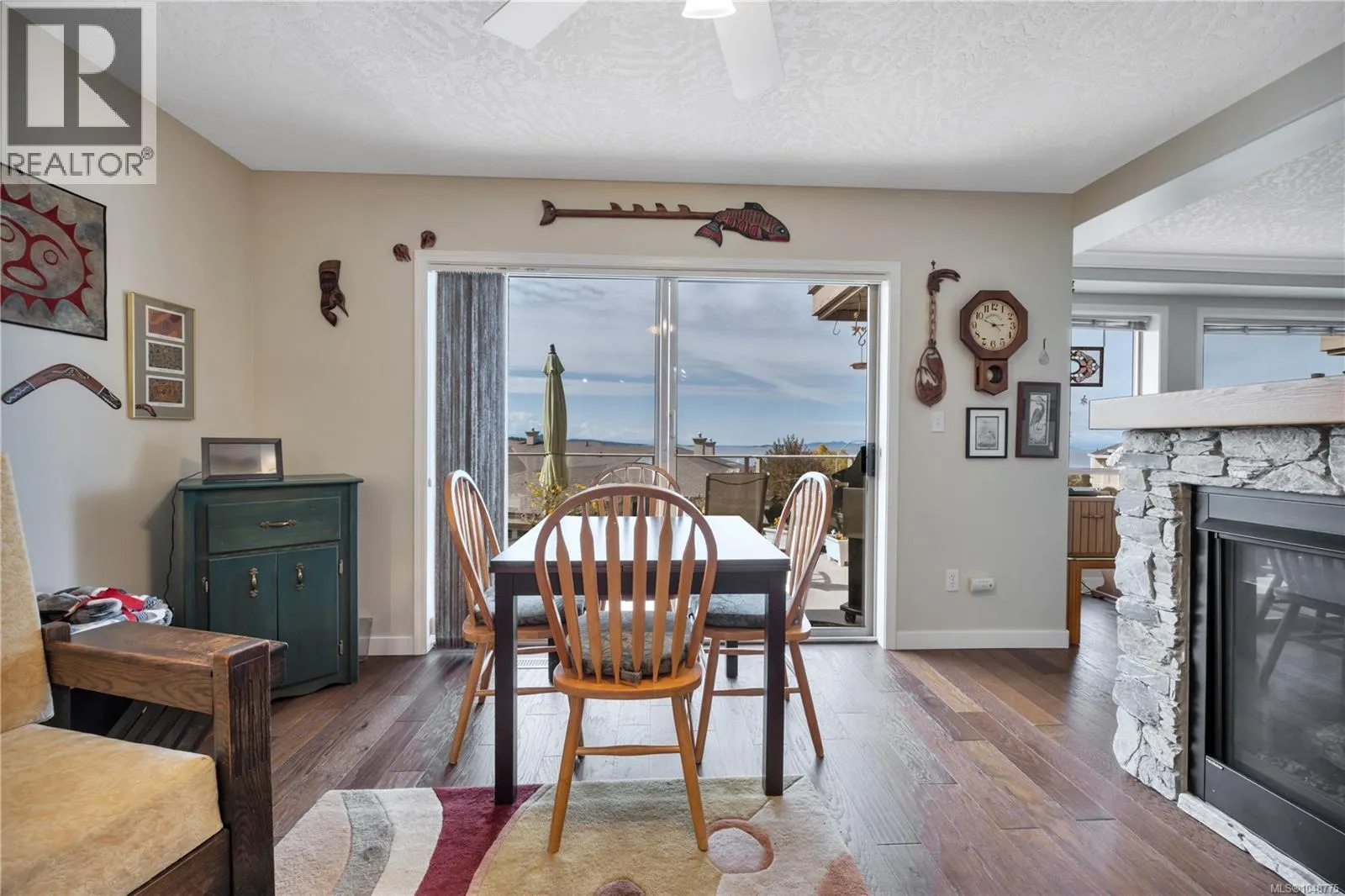 13 4991 Bella Vista Cres
