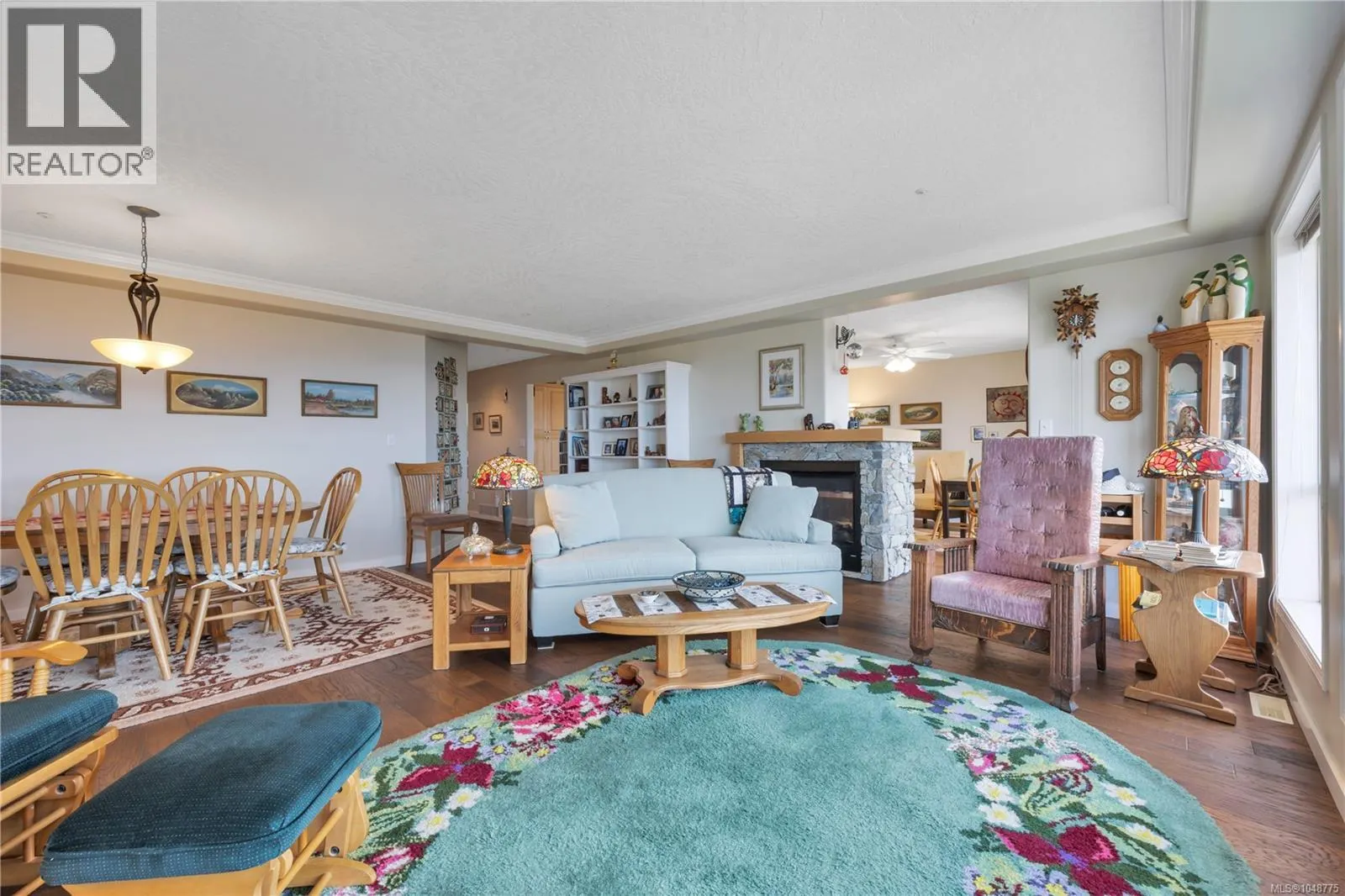 13 4991 Bella Vista Cres