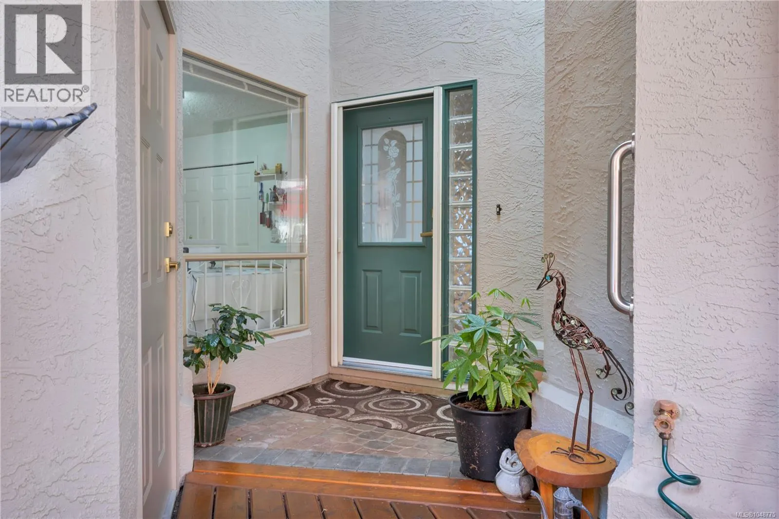 13 4991 Bella Vista Cres