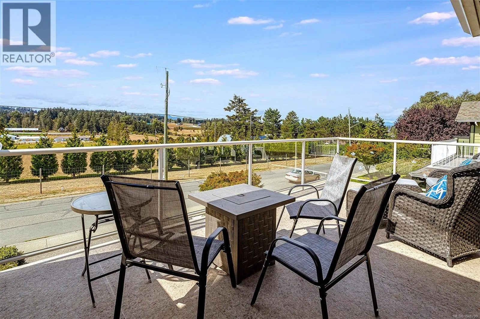 6315 Central Saanich Rd