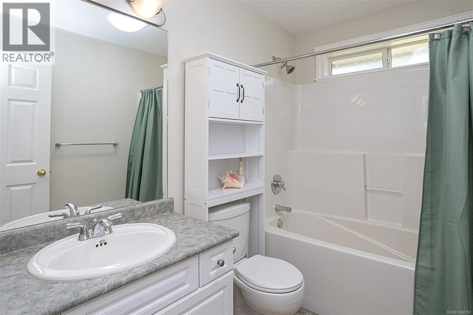 6315 Central Saanich Rd