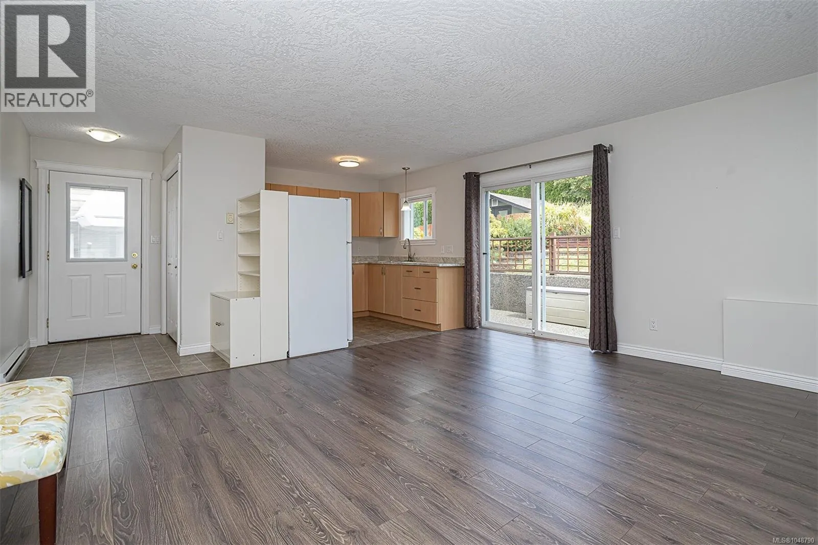 6315 Central Saanich Rd