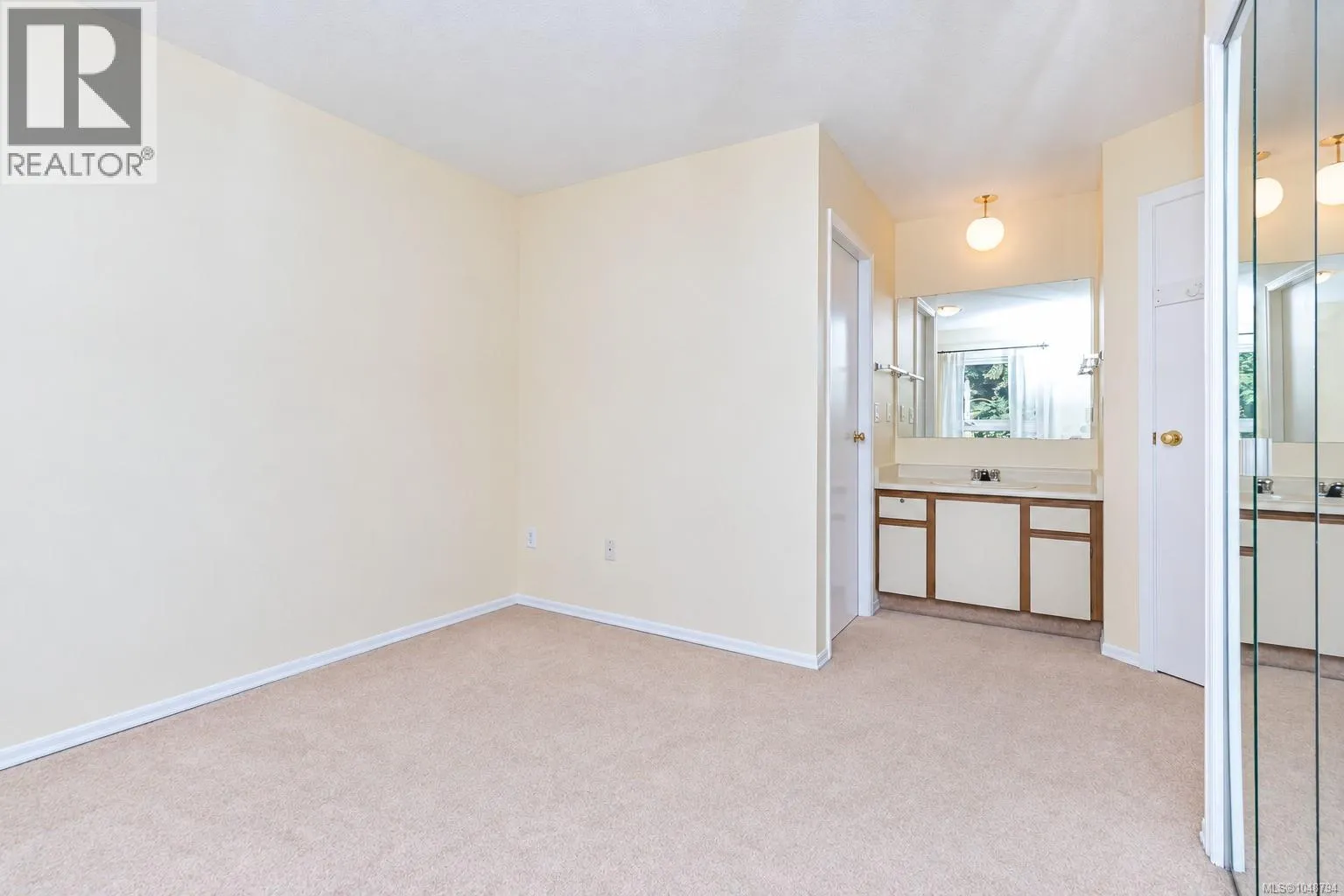 404 4030 Quadra St