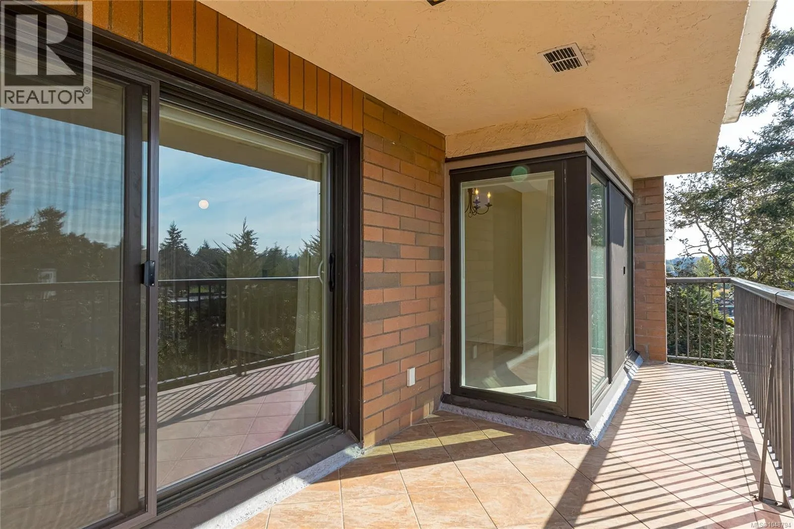 404 4030 Quadra St