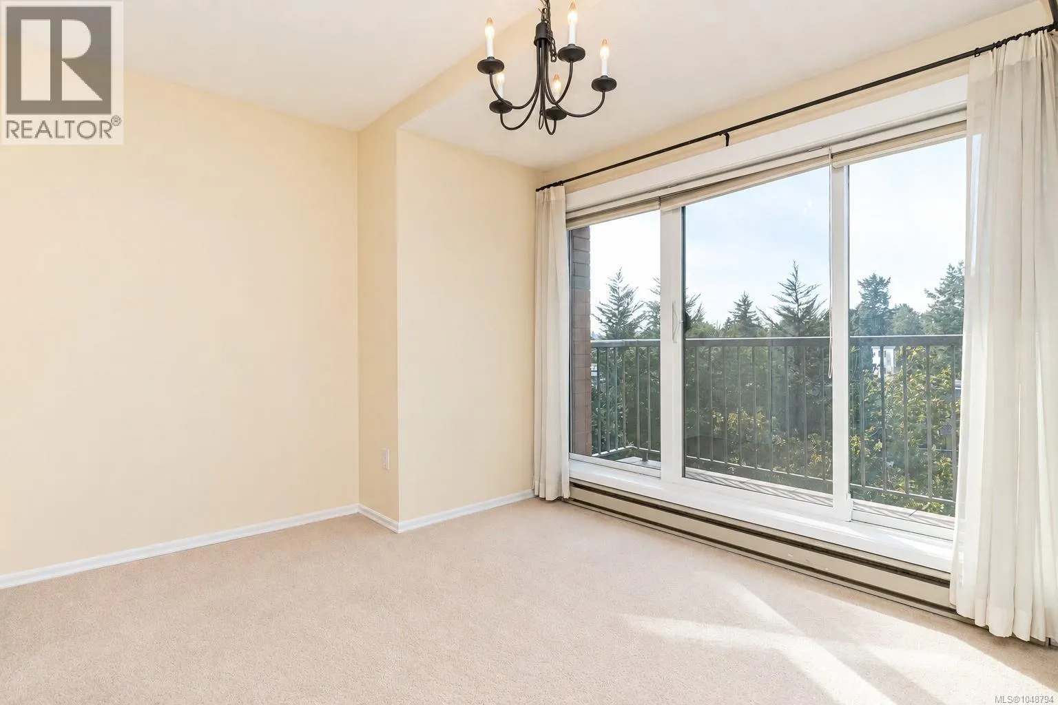 404 4030 Quadra St