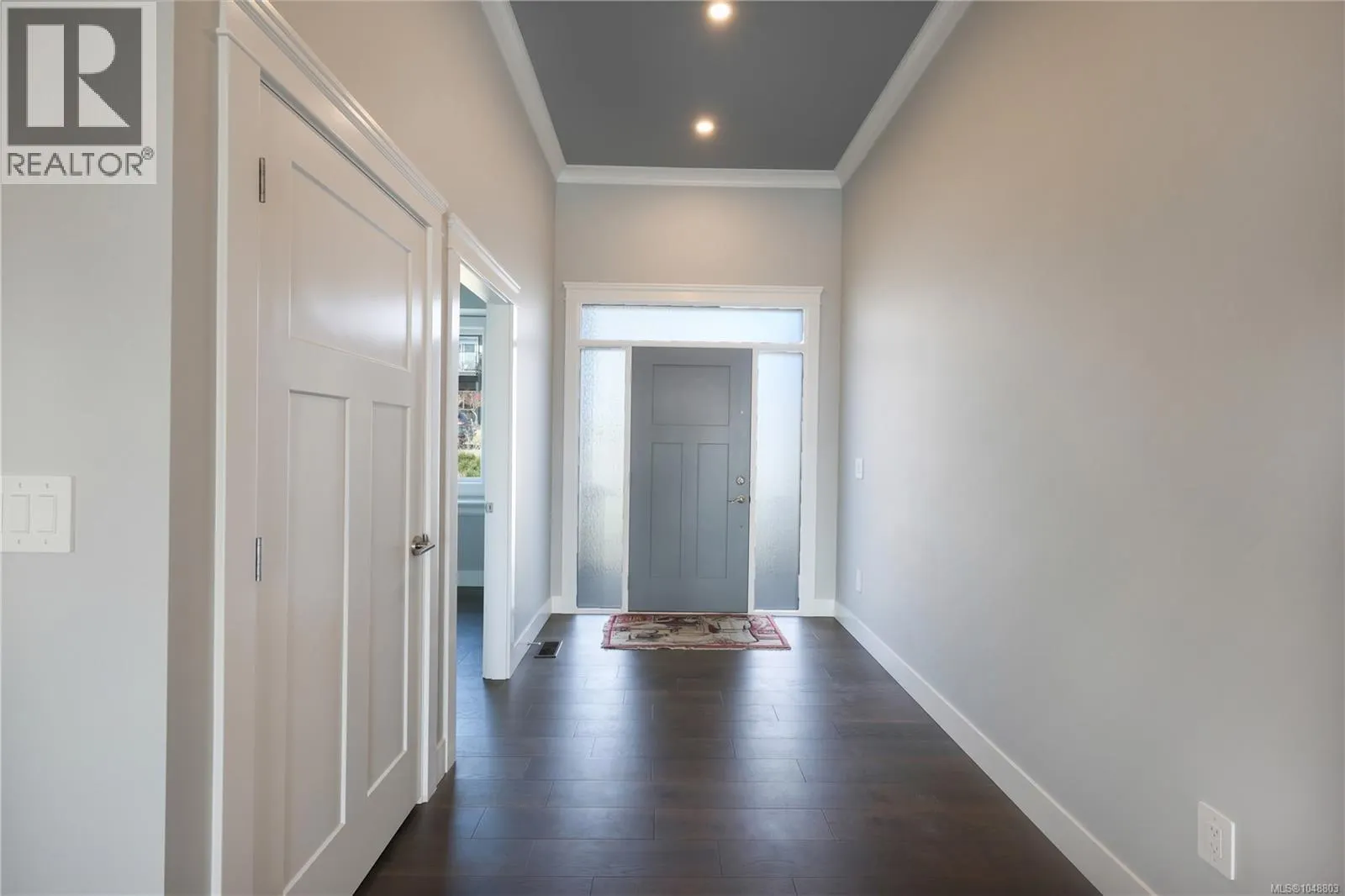 163 Golden Oaks Cres