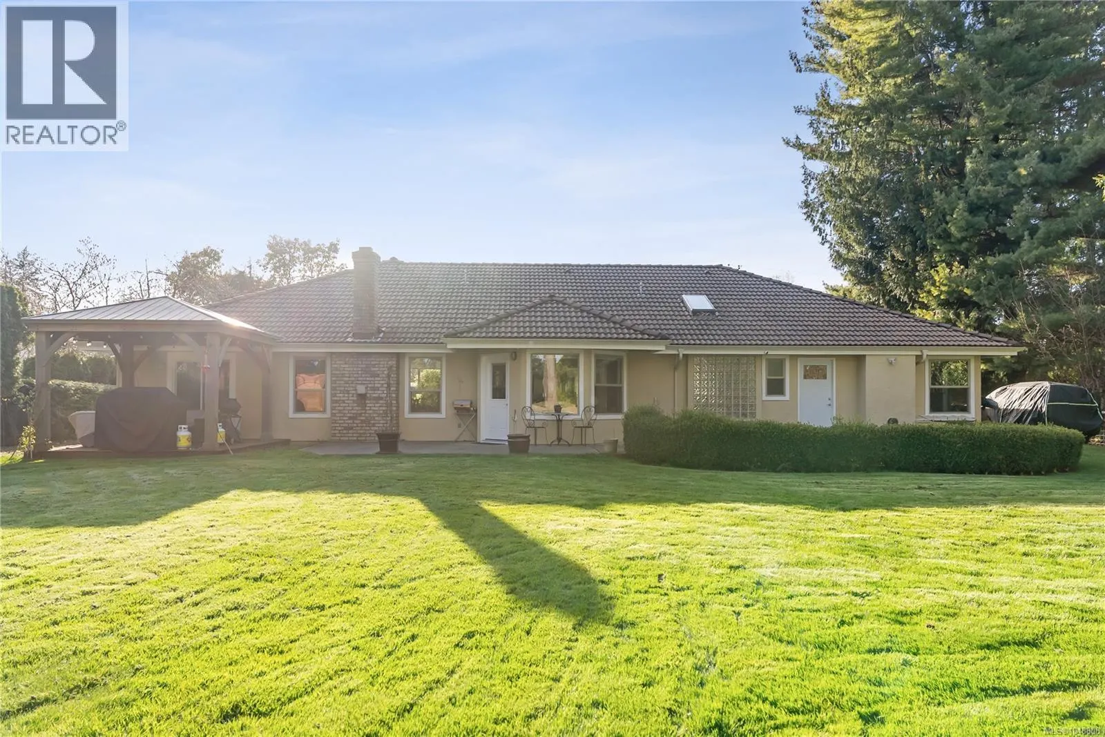 575 Johnstone Rd