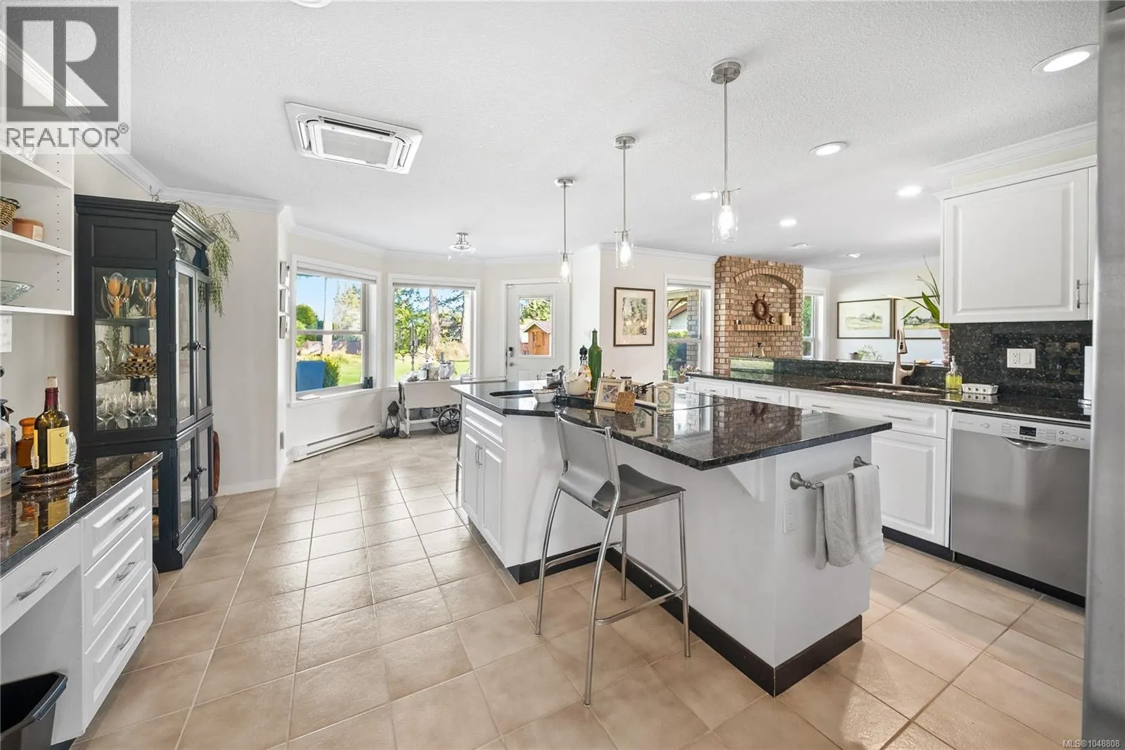 575 Johnstone Rd