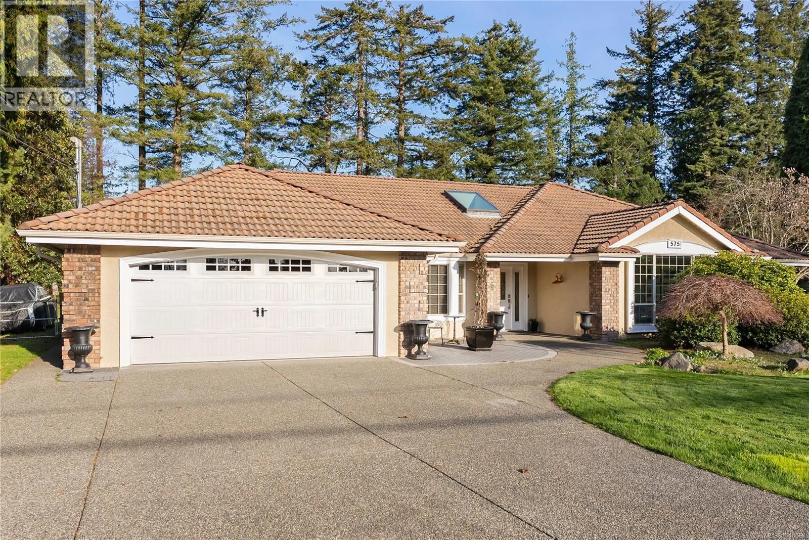575 Johnstone Rd