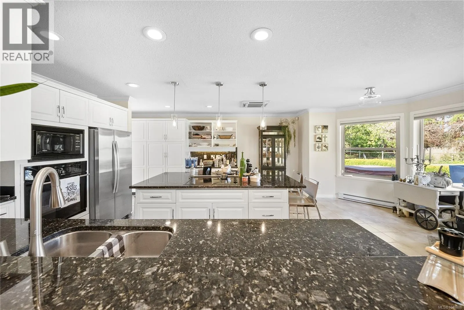 575 Johnstone Rd