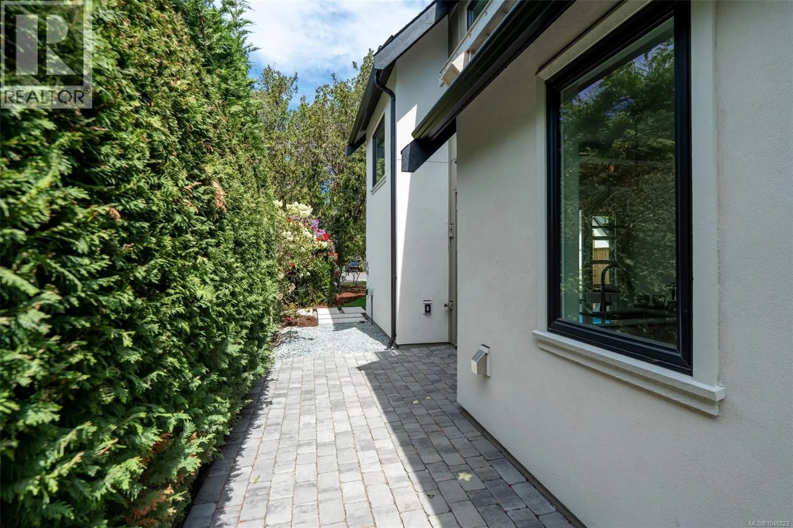 1 2456 Tod Rd