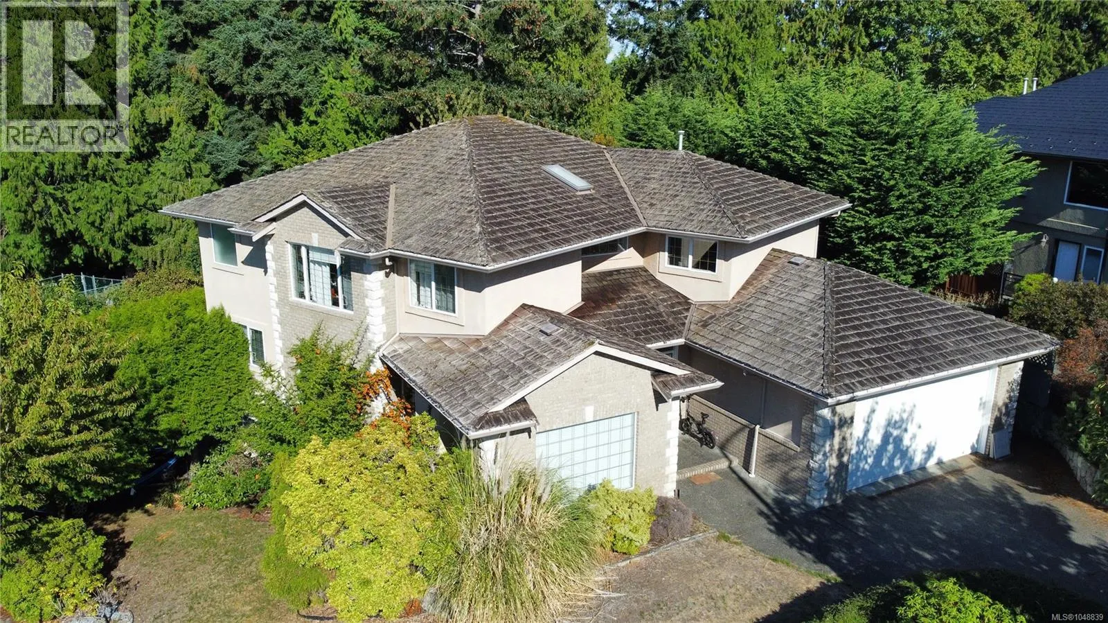 5358 Bayshore Dr