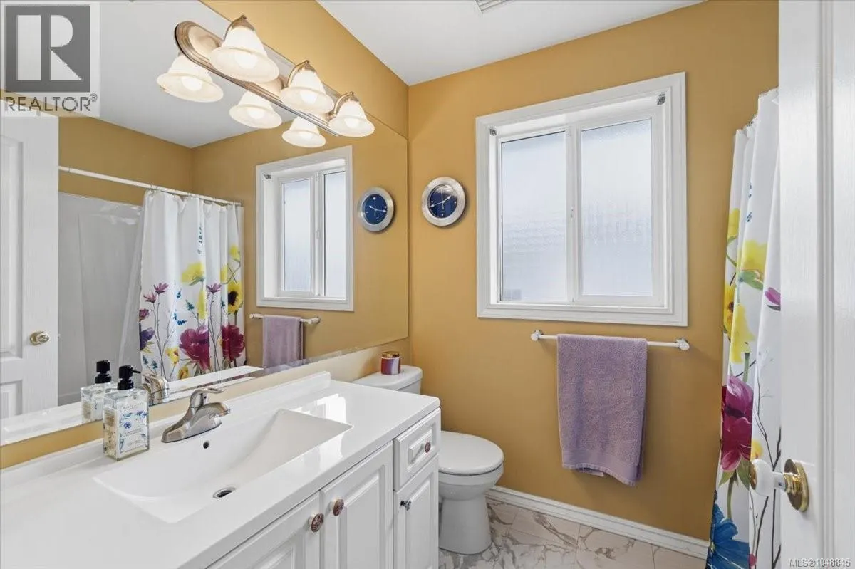 7 6595 Groveland Dr